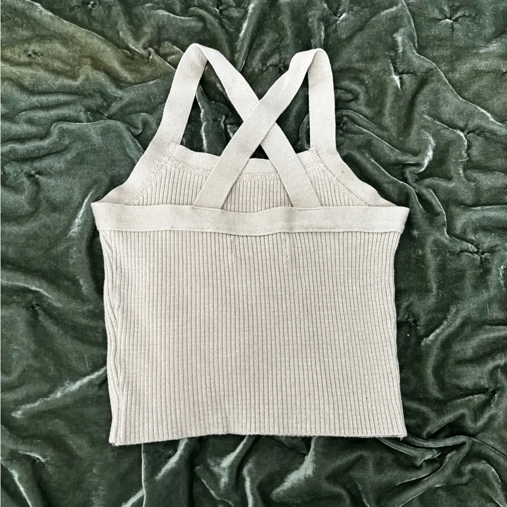 Reformation cropped ribbed tan tank size small - Picture 2 of 3
